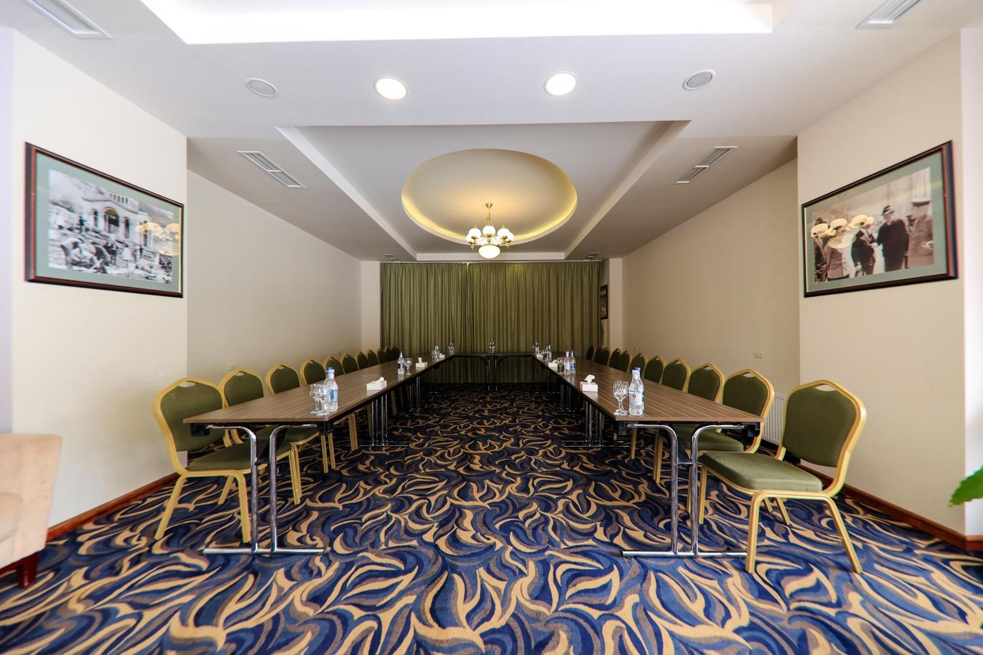 Armenia Hotel Csermuk Kültér fotó